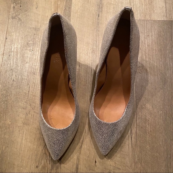 EUC J Crew Stilettos - Picture 2 of 8